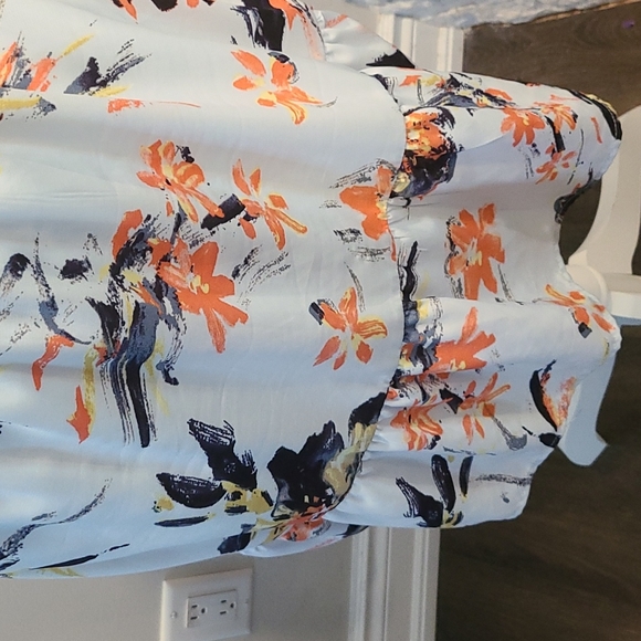 Dex Halter Floral dress with open back & ruffle bottom - Picture 7 of 8